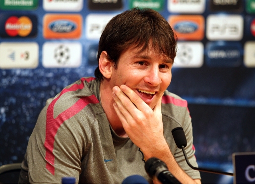 Messi predicts tight match