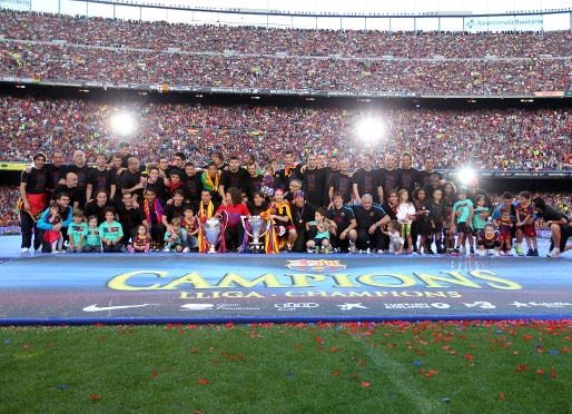 Fans go wild at the Camp Nou