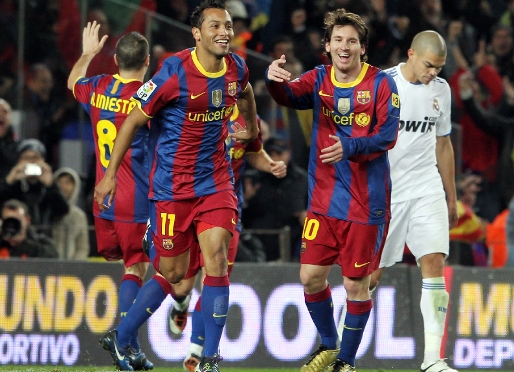 Els jugadors celebrant el 5-0 contra el R. Madrid. Fotos: Miguel Ruiz-FCB