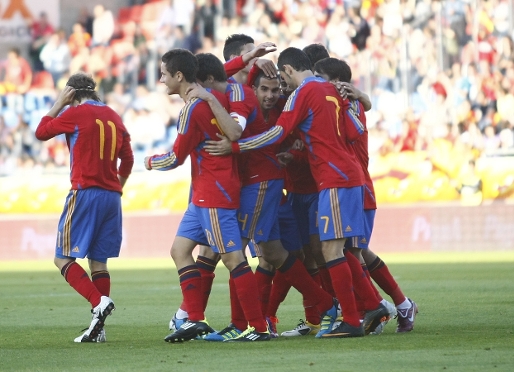 España se acerca a semifinales (0-2)