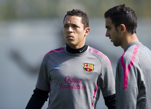 Alves and Adriano join group in training