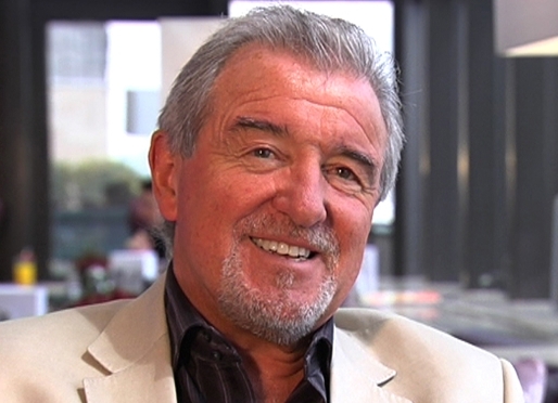 Terry Venables: Barca play five star football