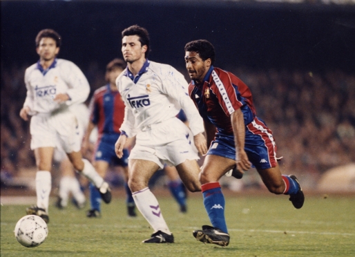 El gol de Romario, en la temporada 93-94, un dels ms recordats pels jugadors de les seccions del Club. Fotos: Arxiu FCB