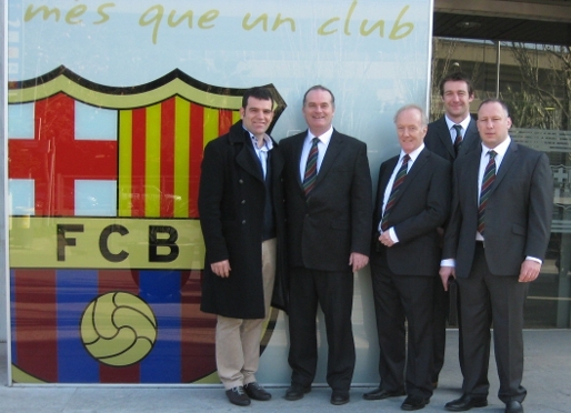 Los representantes del Leicester Tigers visitaron al FC Barcelona (Foto: FCB)