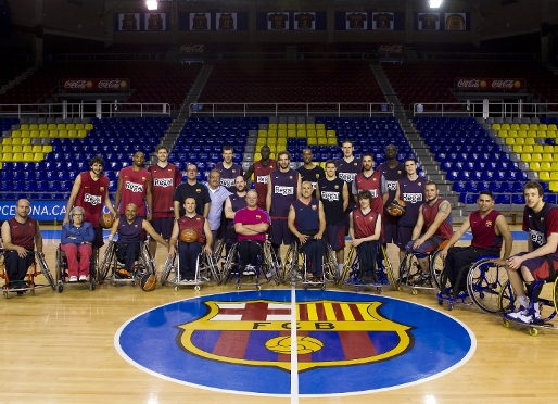 Los dos equipos de baloncesto del Bara han compartido experiencias (Fotos: lex Caparrs - FCB)
