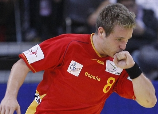 Vctor Toms va tornar amb la selecci espanyola, per amb derrota. (Foto: Rfebm)