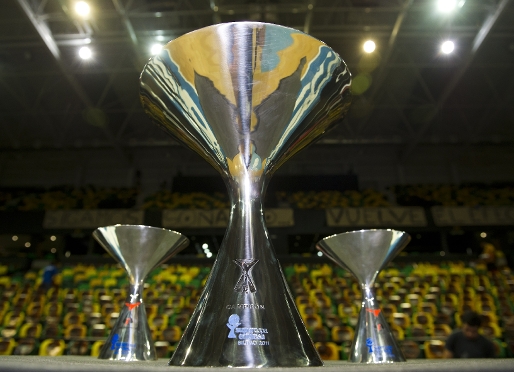 Miribilla celebró la Liga ACB en junio y ahora, la Supercopa (Foto: Àlex Caparrós - FCB)