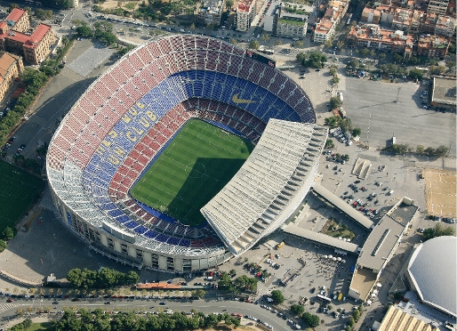 Vuelve el espectculo en el Camp Nou