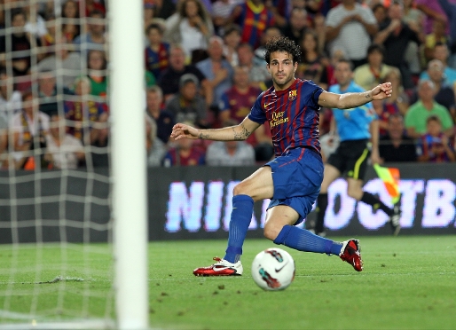 Cesc Fabregas: “With Messi its easier being a striker than making goals“
