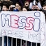Pancartes de suport als jugadors. Foto: lex Caparrs / Miguel Ruiz (FCB)