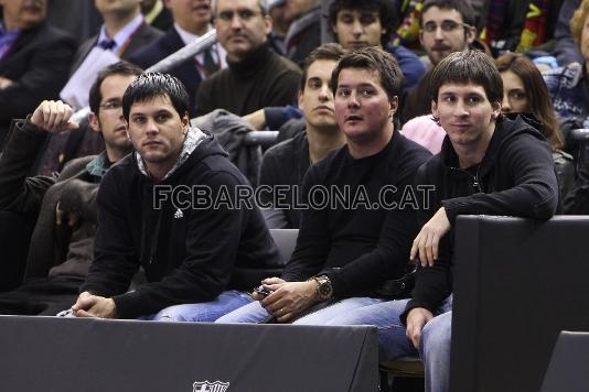 La família Messi no s'ho va voler perdre. (Foto: Álex Caparrós - FCB)