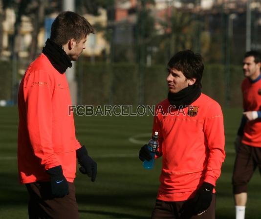 Piqu y Messi, hablando.
