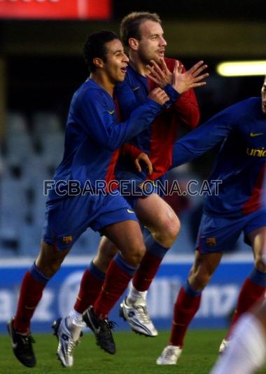 Goran Maric celebrando el gol.
