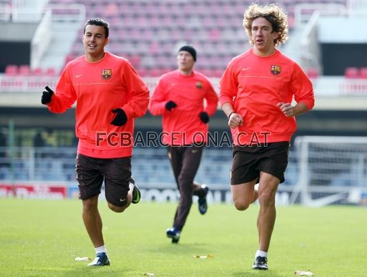 Pedro y Puyol corriendo.
