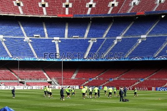 ltimo entrenamiento del Bara en el Camp Nou antes de la visita del Arsenal. Foto: Miguel Ruiz - FCB.