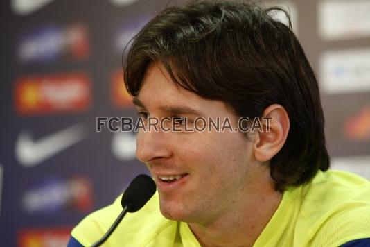 Leo Messi tamb ha tingut temps d'atendre als mitjans en roda de premsa