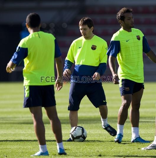 Messi, amb la pilota. (Foto: lex Caparrs - FCB)