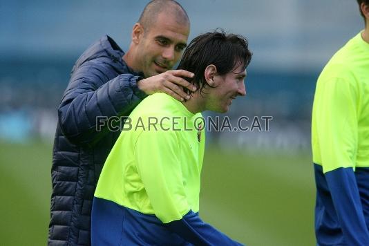Guardiola tampoco ha perdido la ocasin de felicitar a Leo Messi y darle su apoyo. Fotos: Miguel Ruiz (FCB)