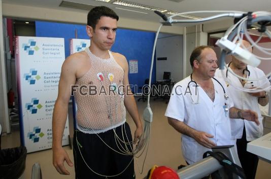 Jordi Sánchez, siendo sometido a la revisión médica.