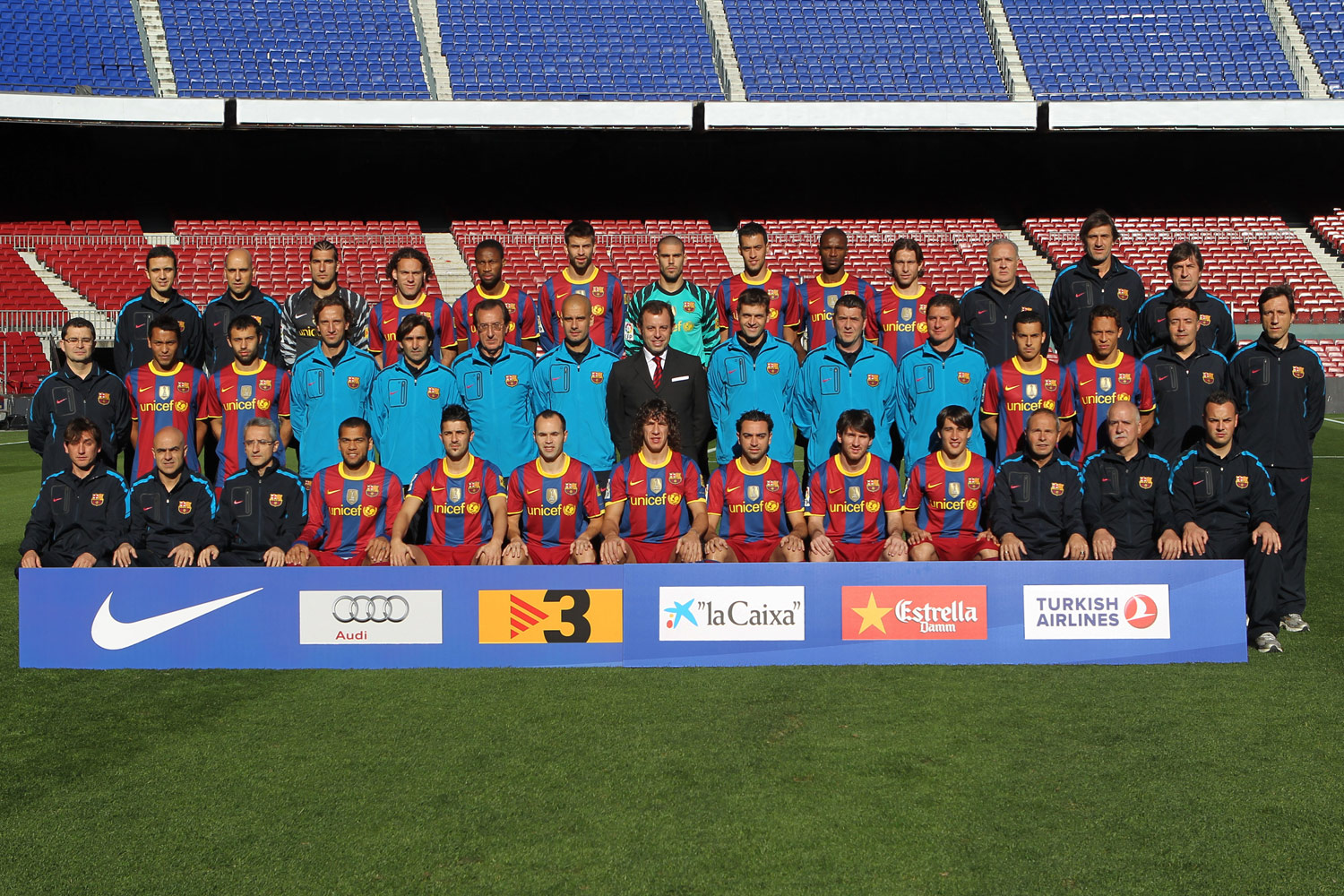 Hilo del FC Barcelona Plantilla_futbol1011