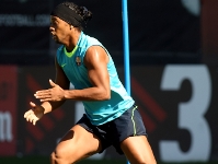 Ronaldinho se entrena en La Masa