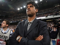 Image associated to news article on:  Rijkaard: the end of an era of titles and a good image  