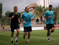 Milito and Mrquez start training in Barcelona