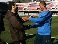 Rivaldo greets former colleagues