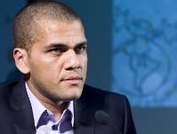 Alves: We have to be at 200%