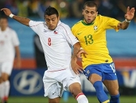 Alves aiming for World Cup semi final