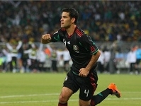Mrquez celebrant el seu gol contra Sud-frica. Fotos: www.fifa.com