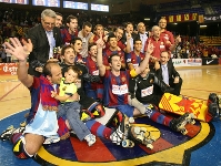 El Barça Sorli Discau va celebrar l'OK Lliga a casa la temporada 2007/08 (Foto: Arxiu - FCB)