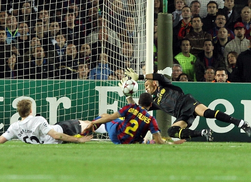 El gol de Bendtner, la temporada passada, insuficient al Camp Nou. Foto: Miguel Ruiz / lex Caparrs (FCB).