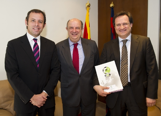 Sandro Rosell and ECA leaders meet with Santiago Fisas, MEP