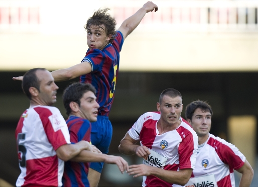 El Bara B i el Sabadell, en un partit de Lliga de la temporada 2009-10 a Segona B. Foto: Arxiu FCB