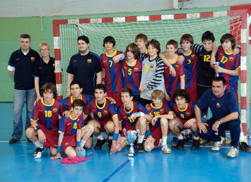 El equipo infantil, campeón de Catalunya y España. (Foto: Handbol Sant Quirze)