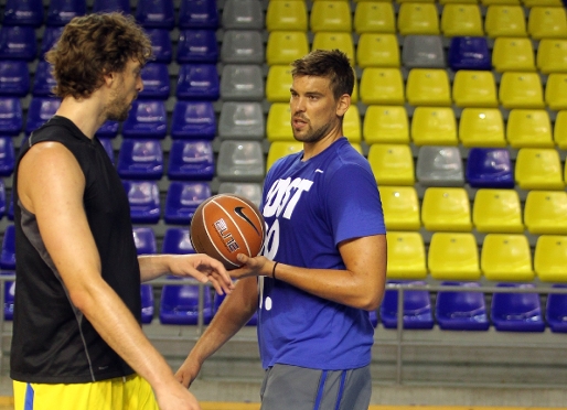Gasol brothers to train with Bara Regal