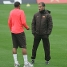 Guardiola y Henry, hablando.
