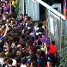 Los aficionados acceden al Mini Estadi mucho antes del inicio del partido.