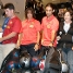Mrquez i Puyol han regalat pilotes als joves assistents.