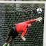 Alves, fent de porter en un entrenament. Foto: Arxiu FCB