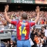 Unas 30.000 personas reciben a Henry en su presentacin en el Camp Nou. Foto. Archivo FCB